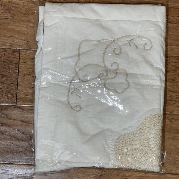 NEW Nostalgia Home Serenity Hand Quilted Standard Pillow Sham NOS NIP 20x26” - Picture 2 of 4